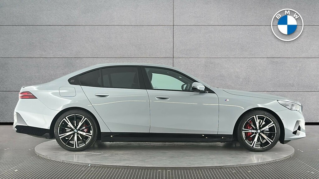 BMW i5 I5 Edrive40 M Sport Pro Saloon KP75NBE #3