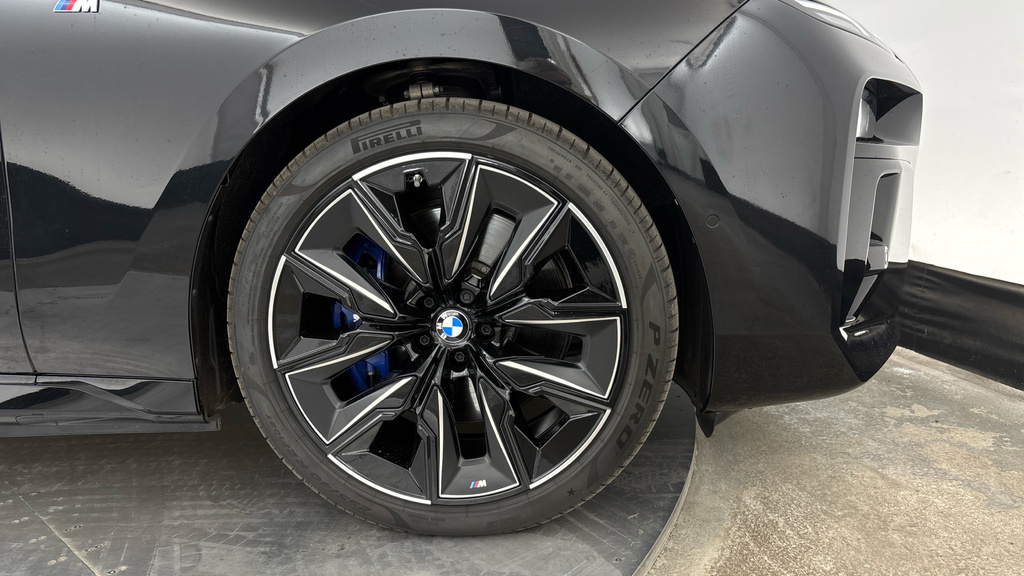BMW i7 60 105.7Kwh Excellence Pro Xdrive Black #14