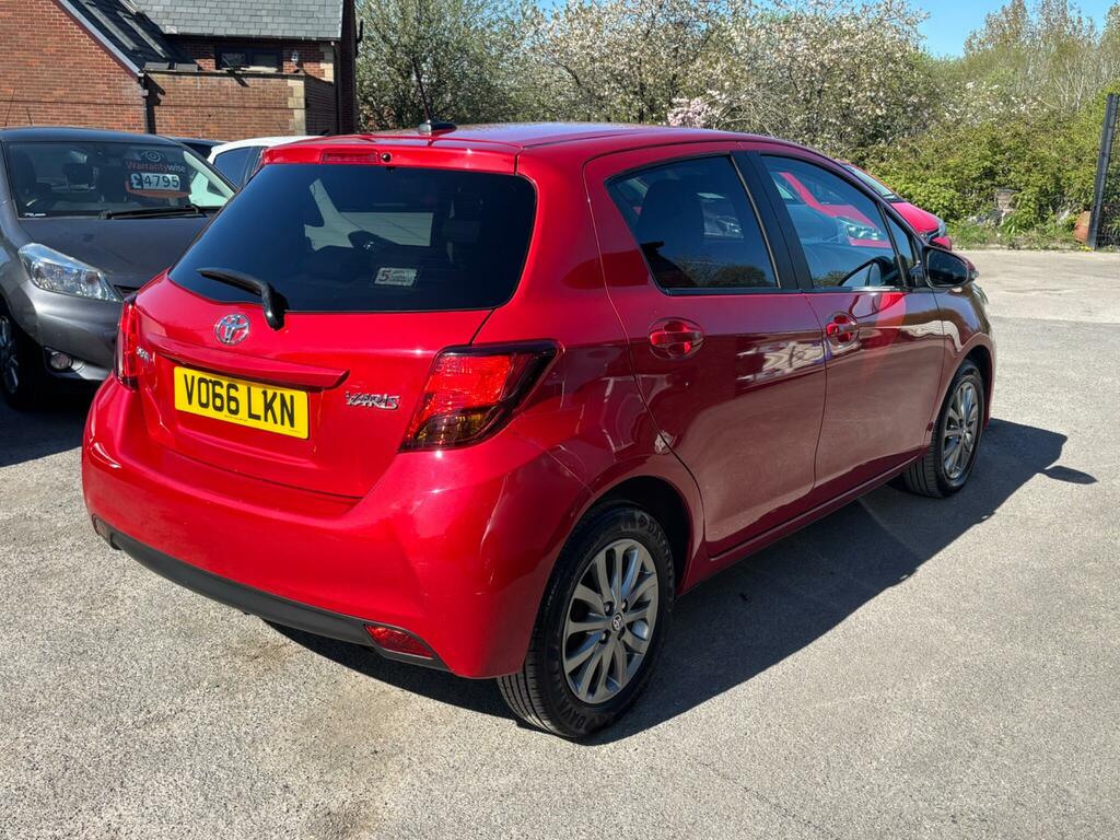 Toyota Yaris 1.33 Dual Vvt-i Icon Euro 6 VO66LKN Red #6