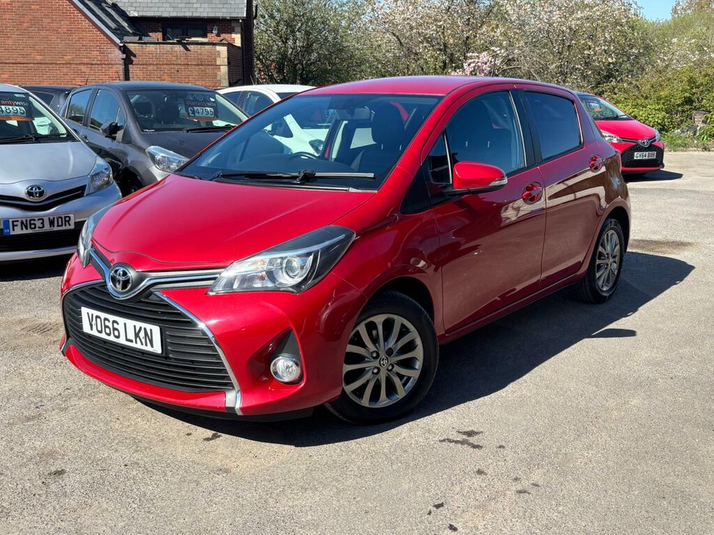 Toyota Yaris 1.33 Dual Vvt-i Icon Euro 6 VO66LKN Red #3