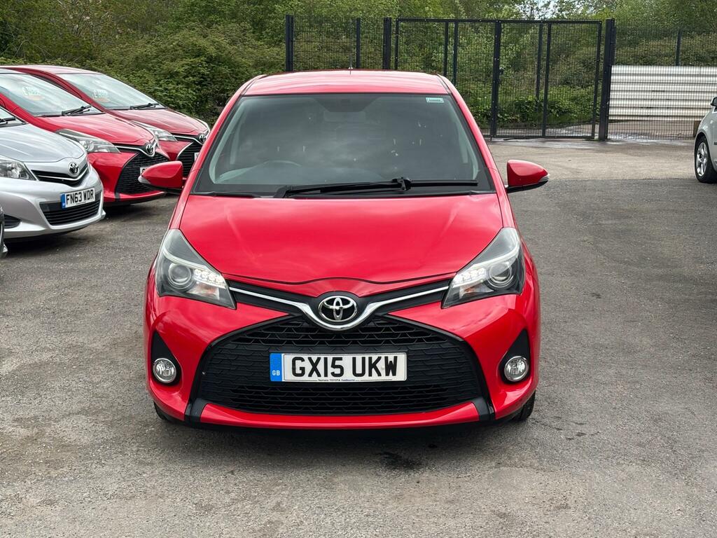 Toyota Yaris 1.33 Dual Vvt-i Sport Euro 5 Euro 5 GX15UKW Red #2