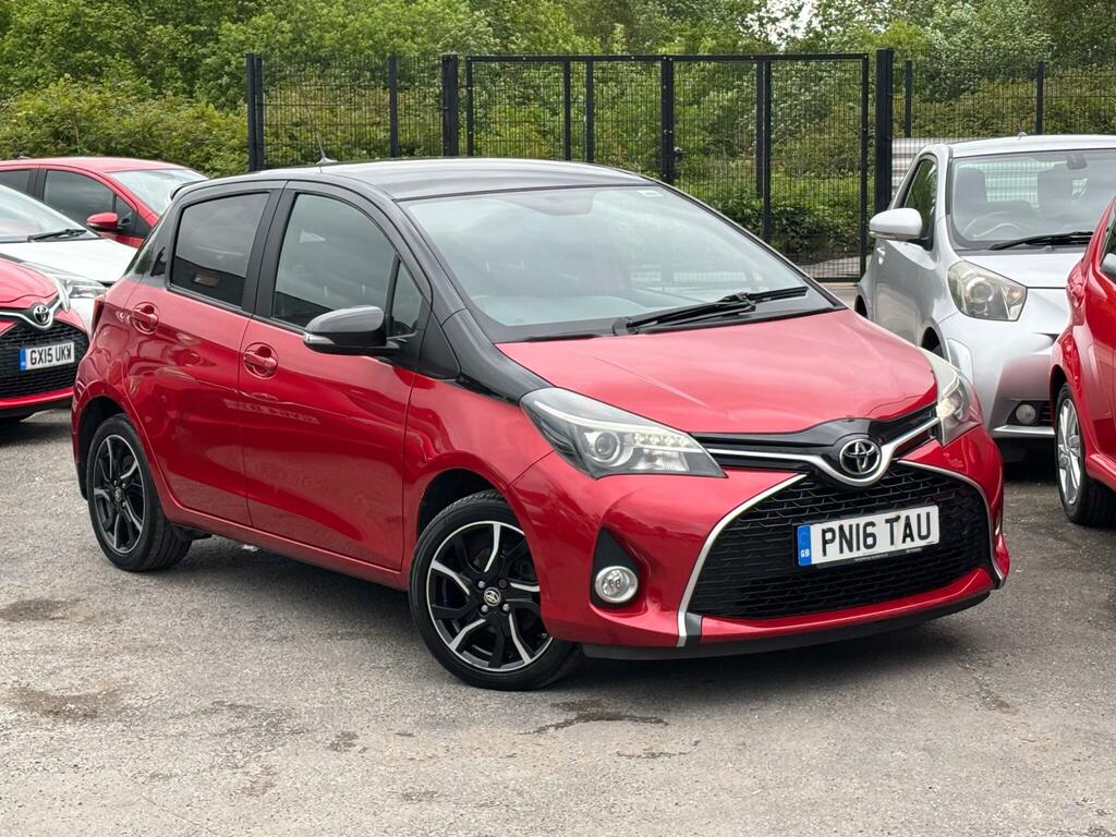 Toyota Yaris 1.33 Dual Vvt-i Design Euro 6 Red