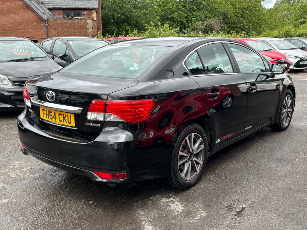 Toyota Avensis 2.0 D-4d Icon Euro 5 Black #4