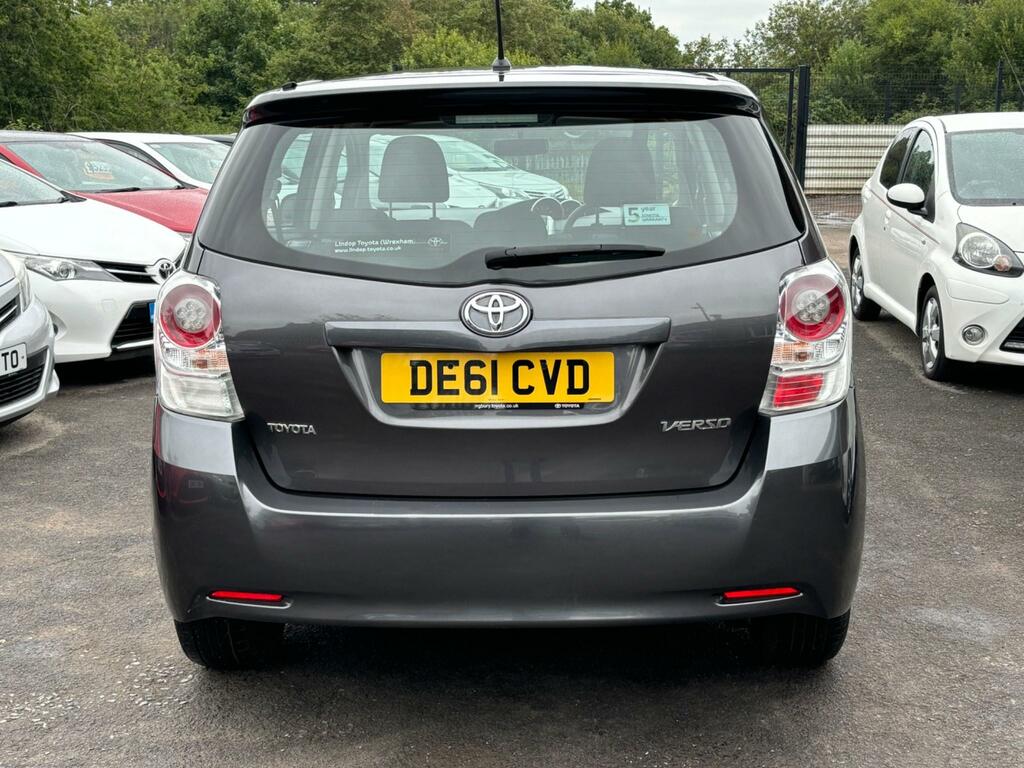 Toyota Verso D-4d Tr Silver #110