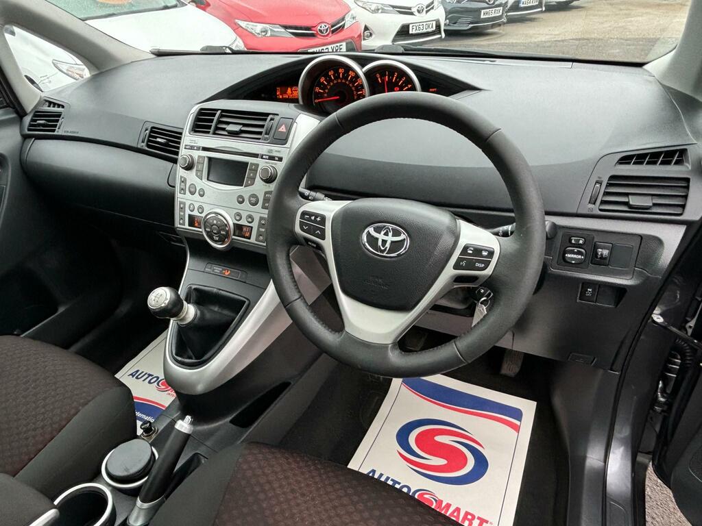 Toyota Verso D-4d Tr Silver #96