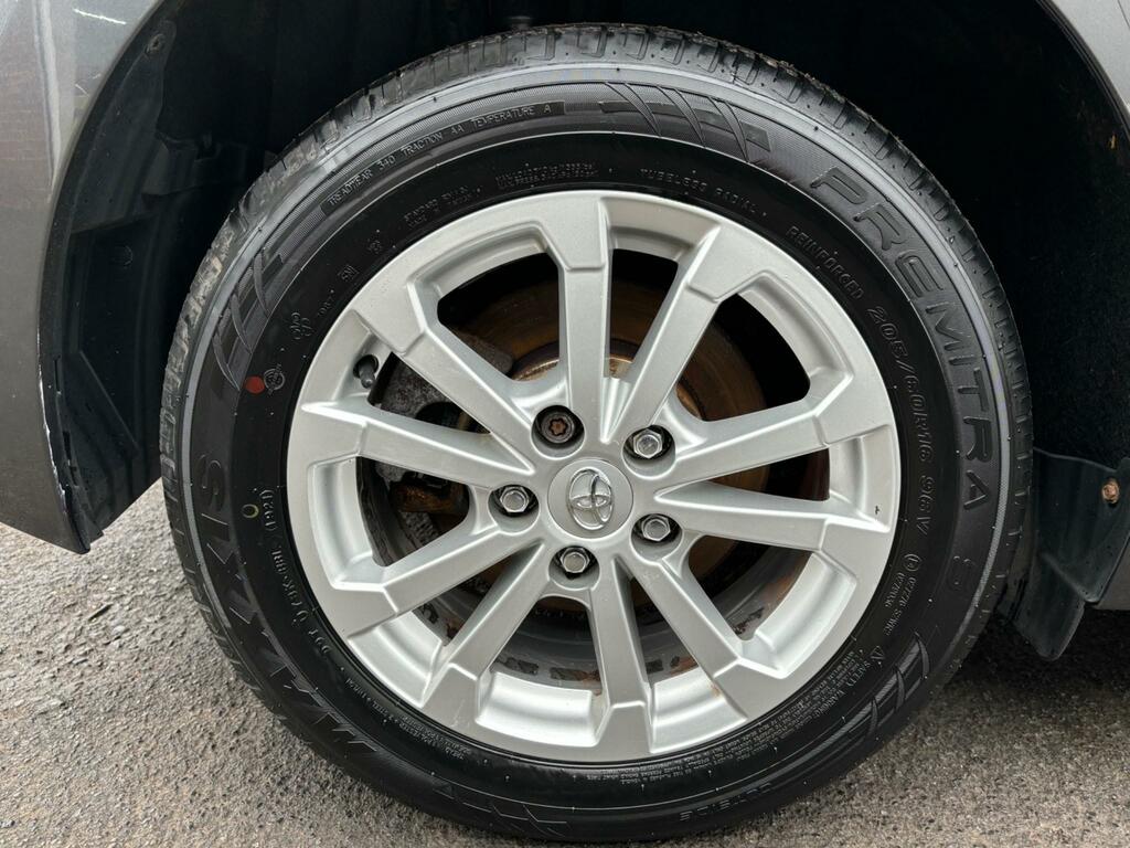Toyota Verso D-4d Tr Silver #62