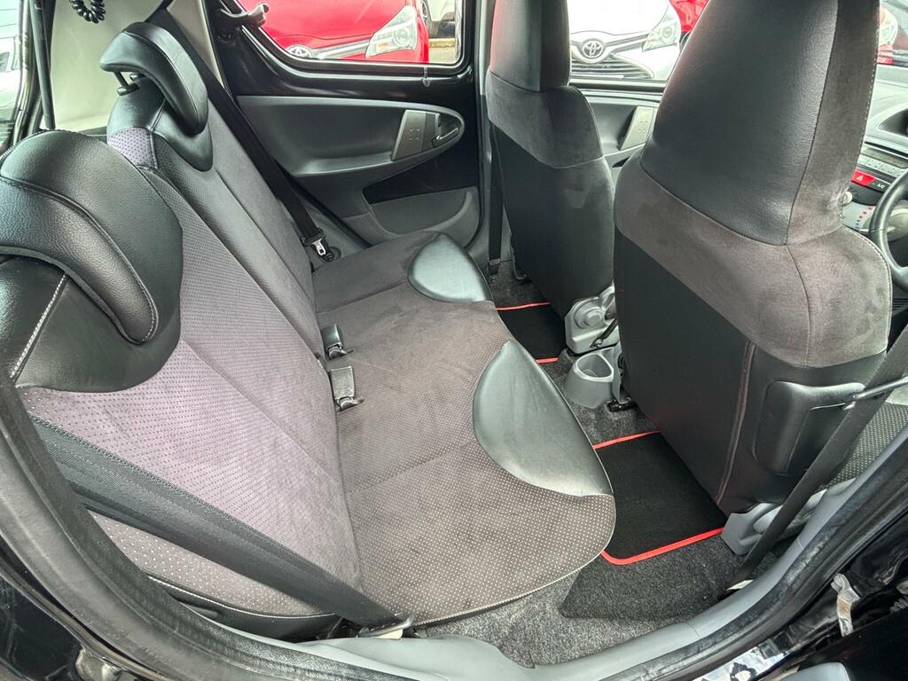 Toyota Aygo Hatchback Blue #12