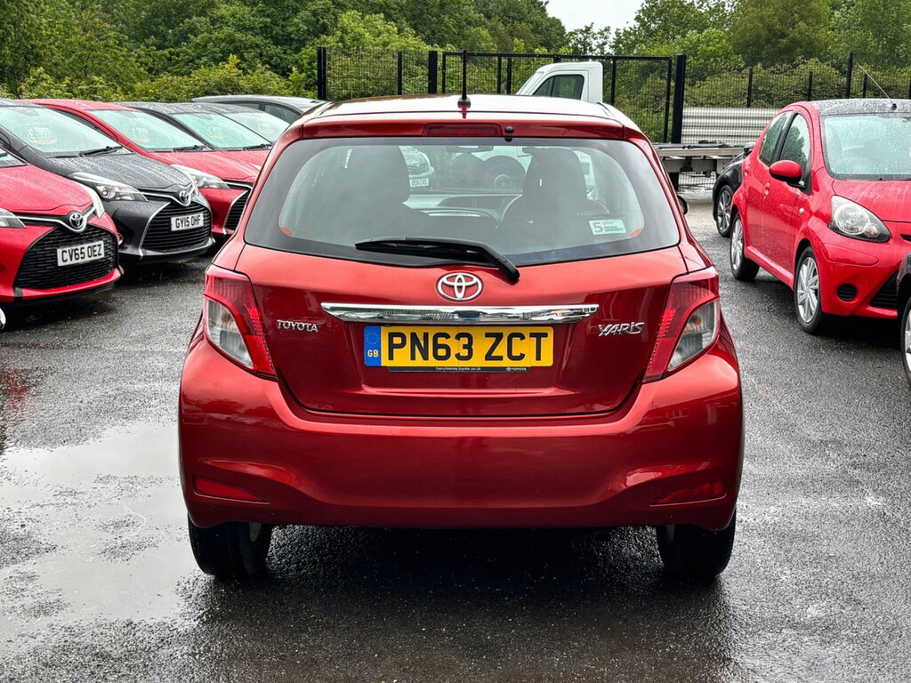 Toyota Yaris 1.33 Dual Vvt-i Tr Euro 5 PN63ZCT Red #5