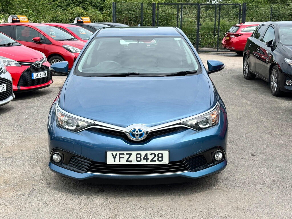 Toyota Auris Auris Icon D-4d Red #23