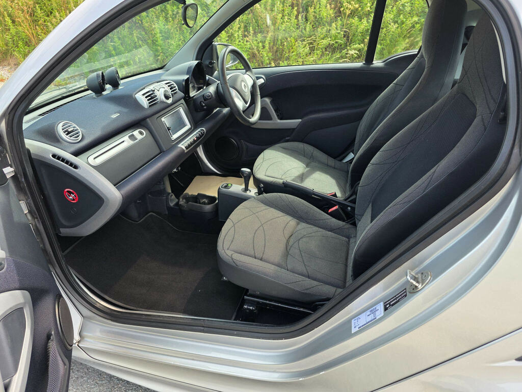 Smart Fortwo 1.0 Passion Mhd 71 Bhp Grey #14