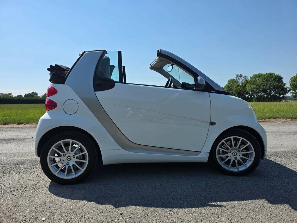 Smart Fortwo Cabrio 1.0 Mhd Passion Cabriolet Softtouch Euro 5 Ss 2 White #6
