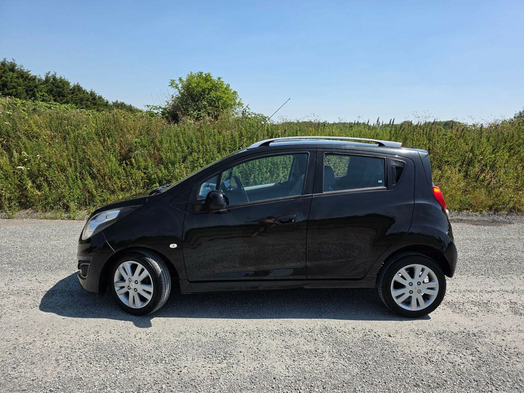 Chevrolet Spark 1.2I Ltz Euro 5 Black #4