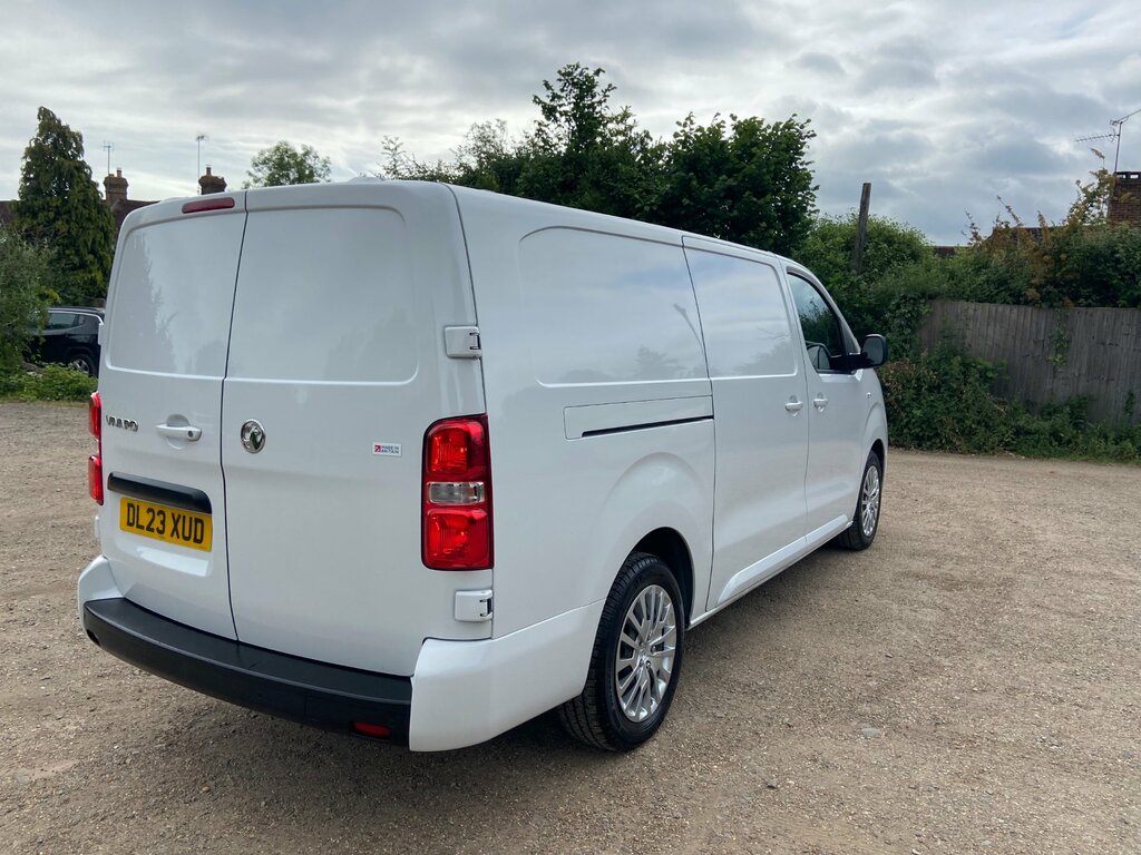 Vauxhall Vivaro 1.5 Turbo D 2900 Pro Panel Van 6Dr L DL23XUD White #5