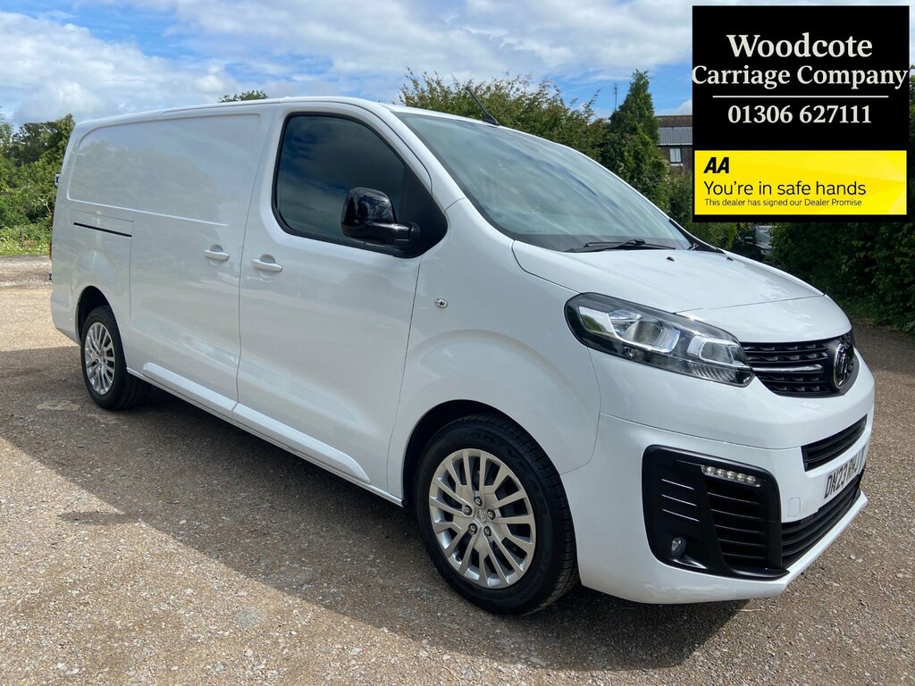 Vauxhall Vivaro 1.5 Turbo D 2900 Pro Panel Van 6Dr L White