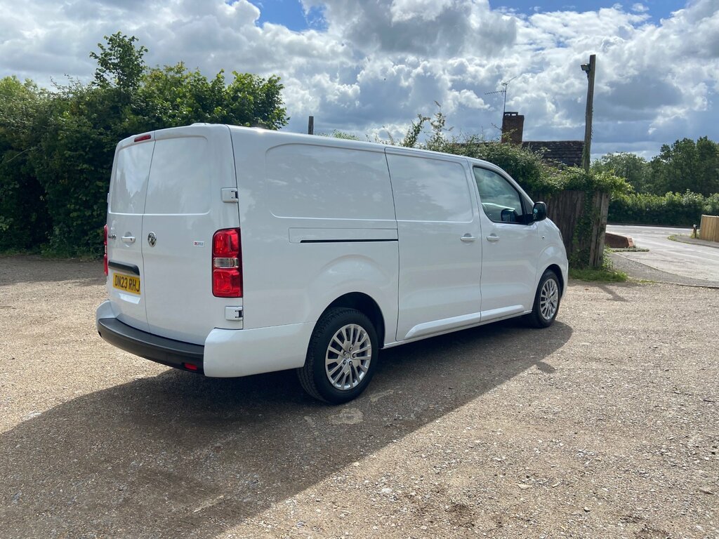 Vauxhall Vivaro 1.5 Turbo D 2900 Pro Panel Van 6Dr L DN23RHJ White #6