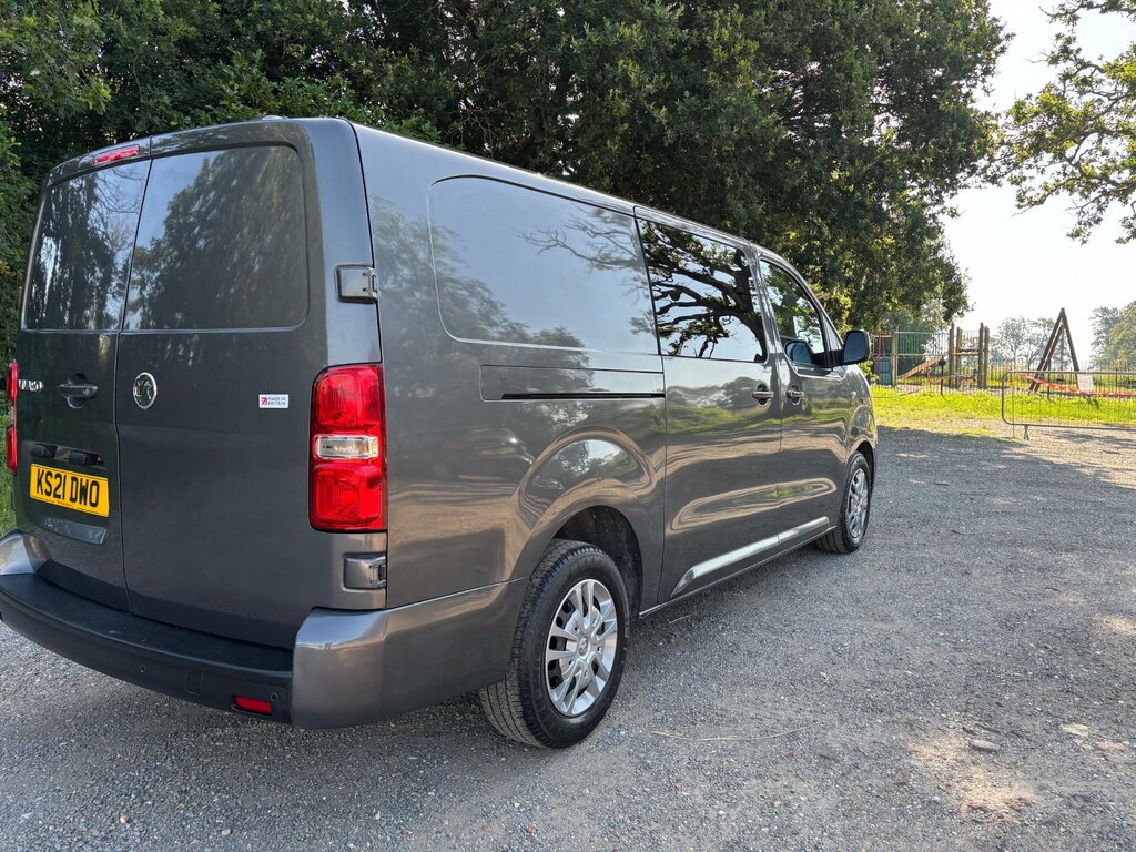 Vauxhall Vivaro 2.0 Turbo D 3100 Sportive Crew Van L KS21DWO Grey #3
