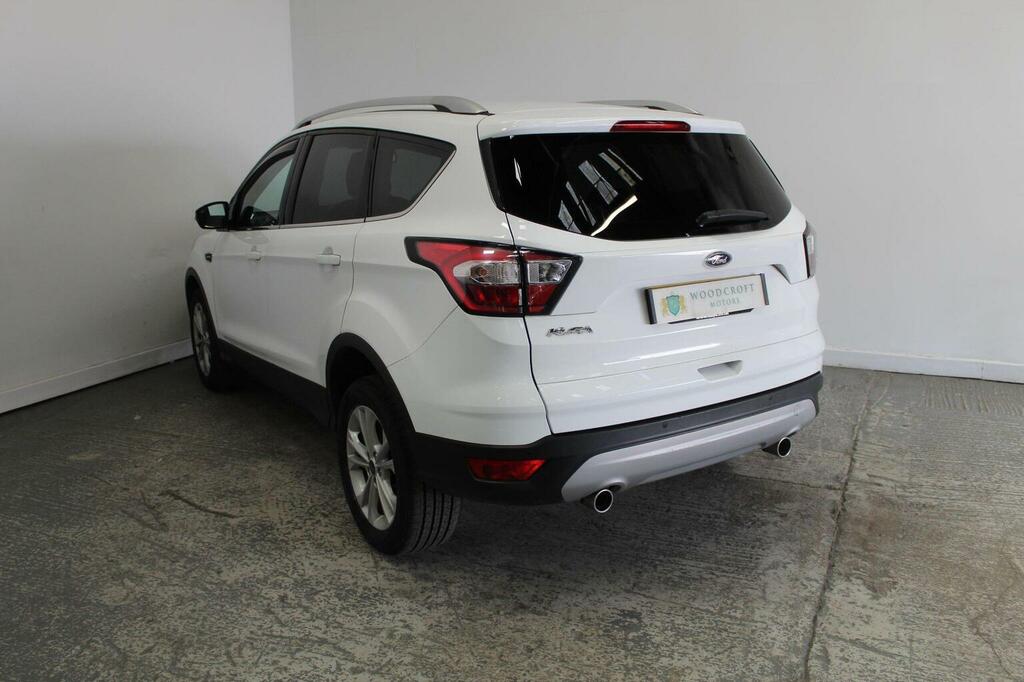 Ford Kuga Suv 2.0 Tdci Titanium Euro 6 Ss 201818 CU18ZNN White #5