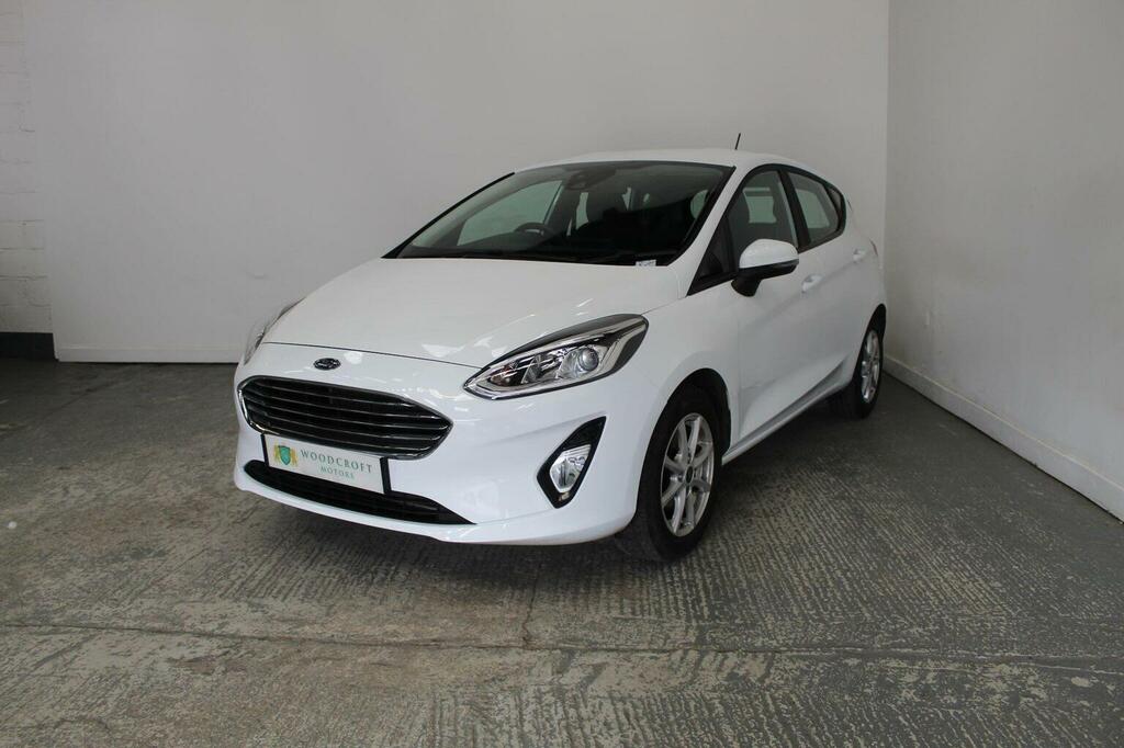 Ford Fiesta Hatchback 1.1 Ti-vct Zetec Euro 6 Ss 2018 ND68XWE White #2