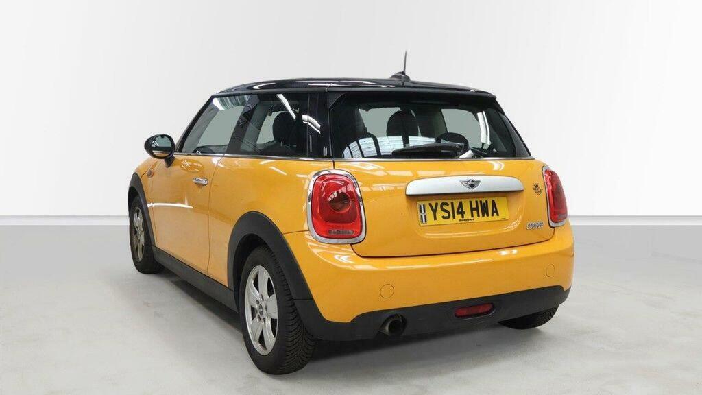 Mini Hatch Hatchback 1.5 Cooper Euro 6 Ss 201414 YS14HWA Orange #3