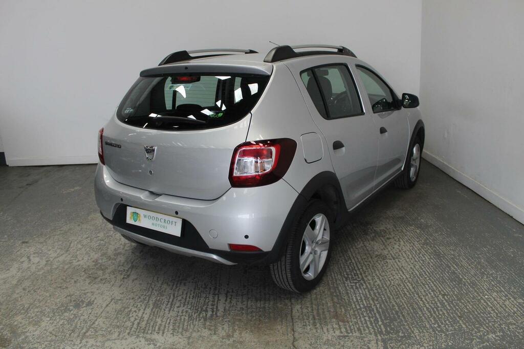 Dacia Sandero Stepway 0.9 Tce Laureate Euro 5 EX15ZNG Silver #6