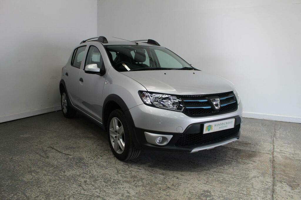 Dacia Sandero Stepway 0.9 Tce Laureate Euro 5 EX15ZNG Silver