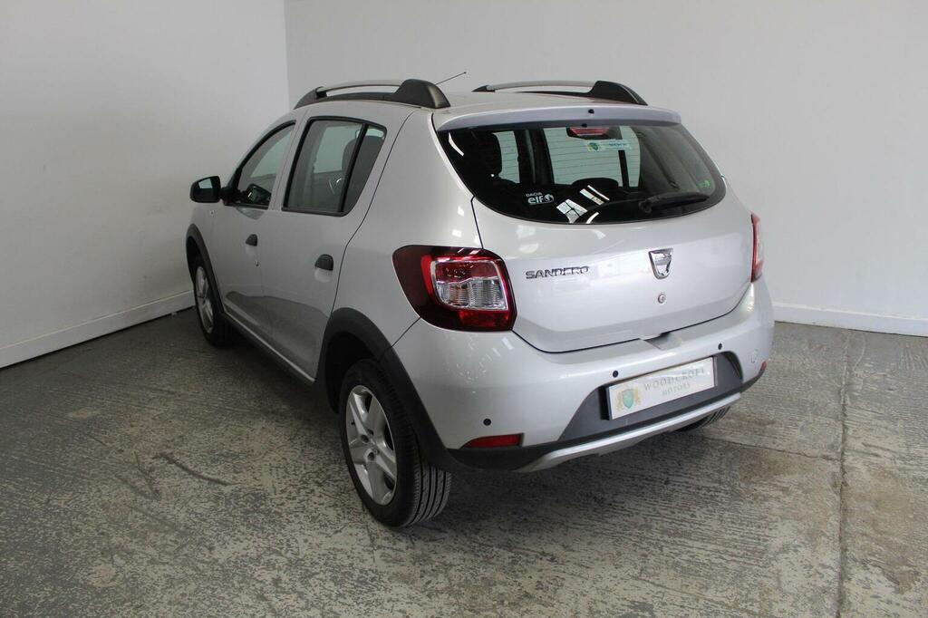 Dacia Sandero Stepway 0.9 Tce Laureate Euro 5 EX15ZNG Silver #5