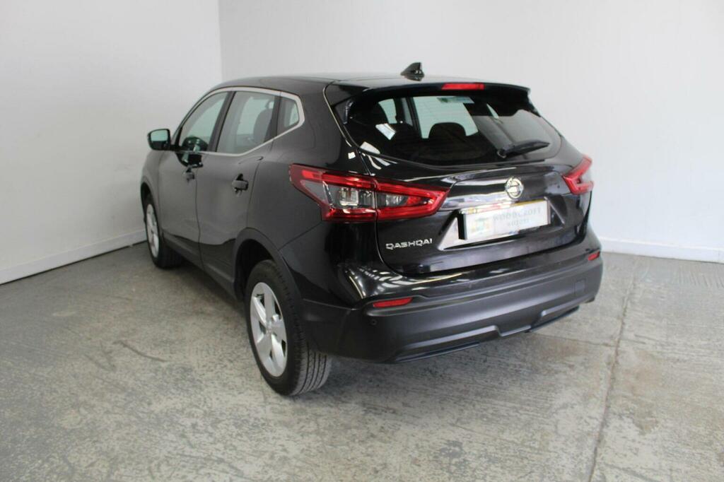 Nissan Qashqai Suv 1.5 Dci Acenta Premium Euro 6 Ss 2019 FH68GXV Black #5