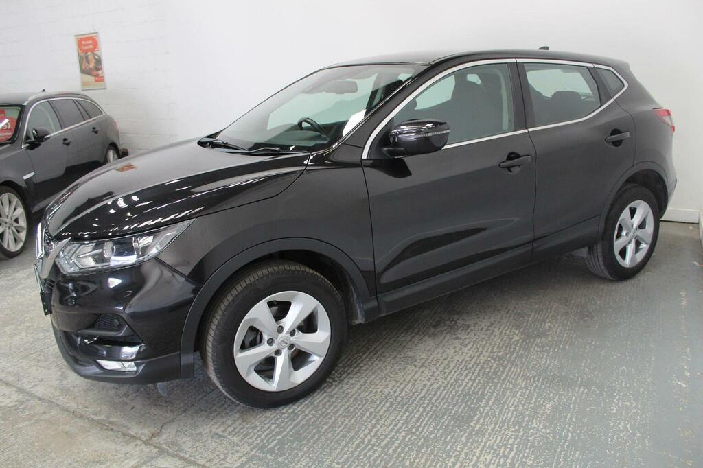 Nissan Qashqai Suv 1.5 Dci Acenta Premium Euro 6 Ss 2019 FH68GXV Black #4