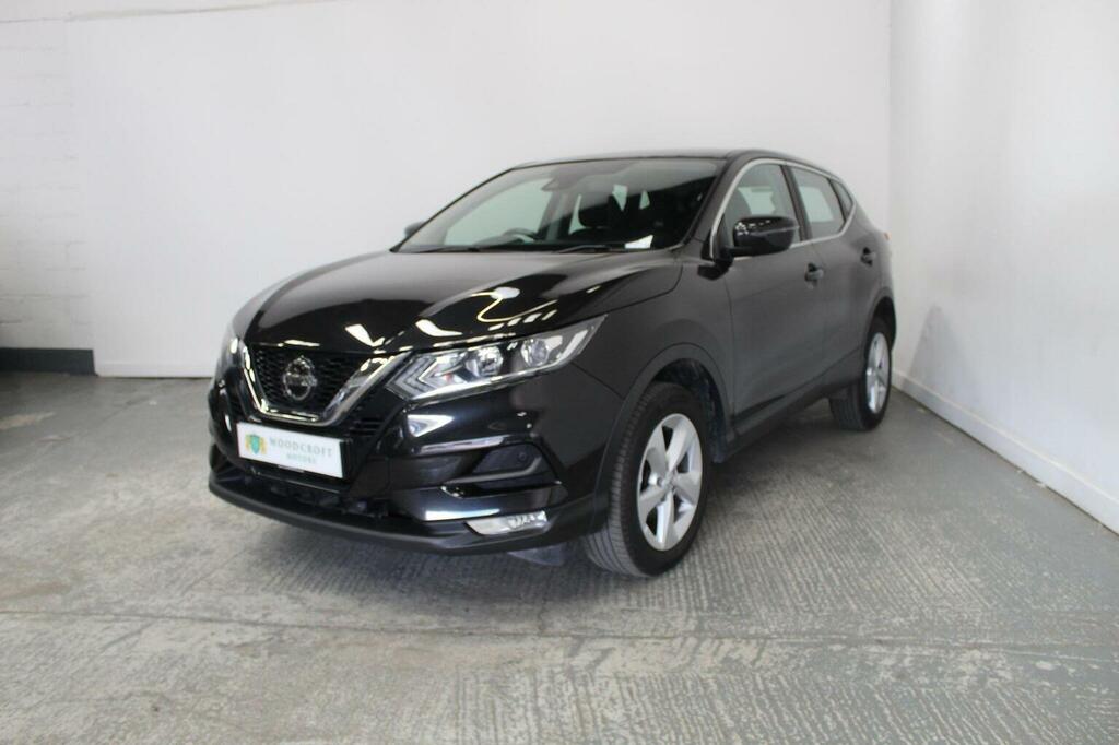 Nissan Qashqai Suv 1.5 Dci Acenta Premium Euro 6 Ss 2019 FH68GXV Black #2
