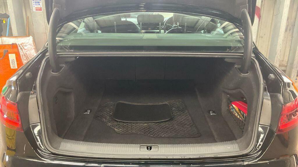 Audi A4 1.4T Fsi Black Edition S Tronic White #9