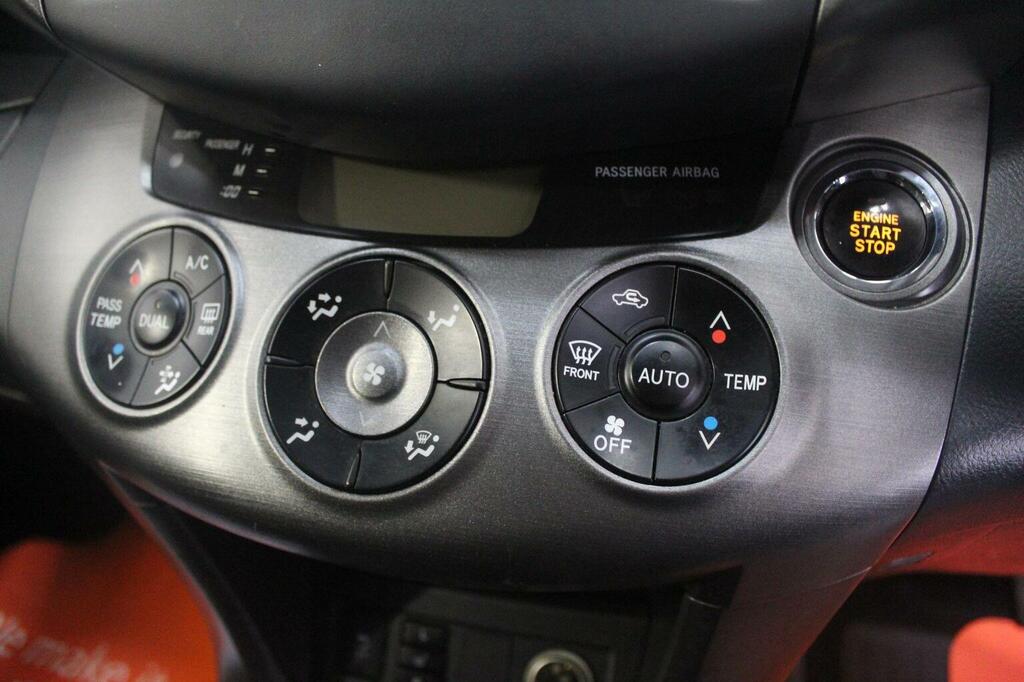 Toyota Rav 4 2.2 Xt-r D-4d Black #32