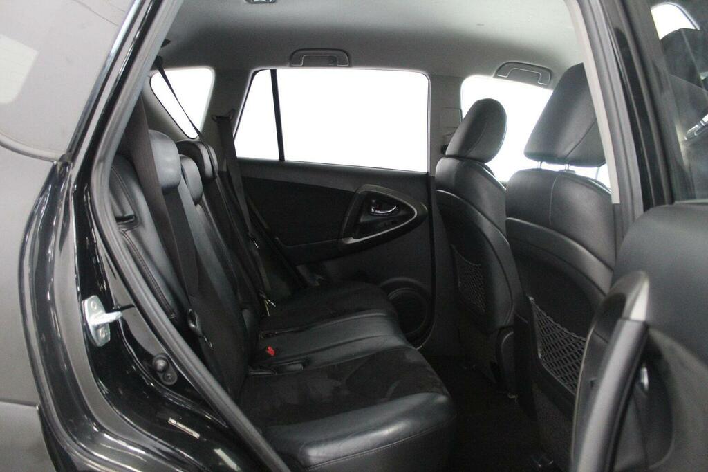 Toyota Rav 4 2.2 Xt-r D-4d Black #43