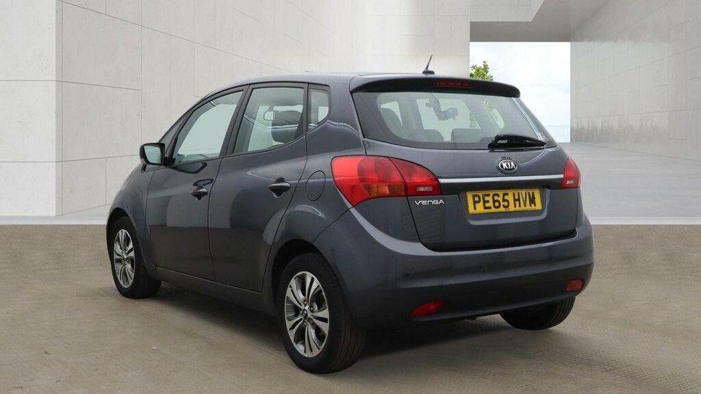 Kia Venga 1.6 2 Euro 6 Silver #4