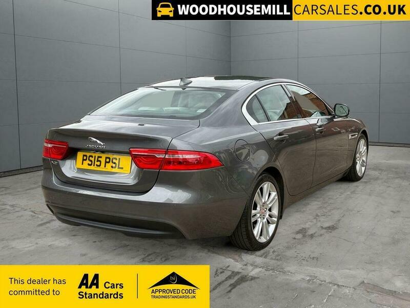 Jaguar XE 2.0D 180 Se Black #7