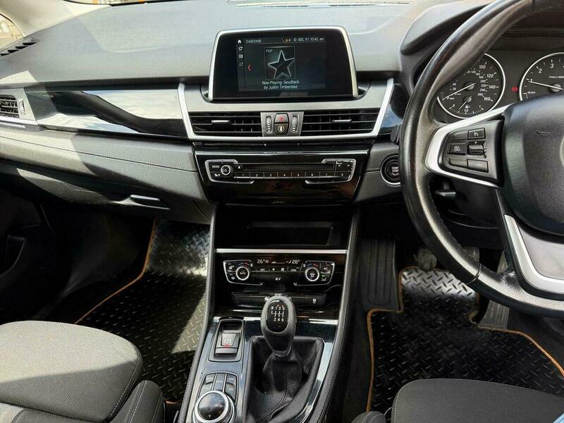 BMW 2 Series 218D Luxury White #10