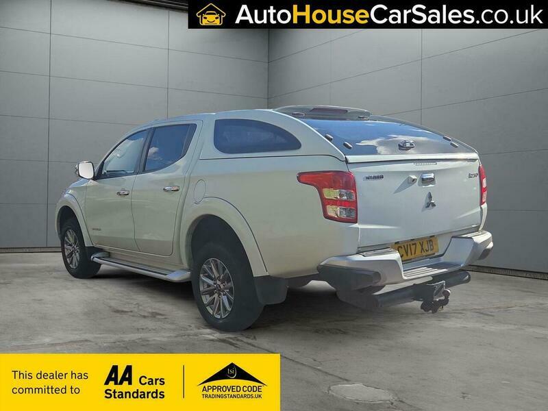 Mitsubishi L200 2.4 Di-d Dc Warrior White #3
