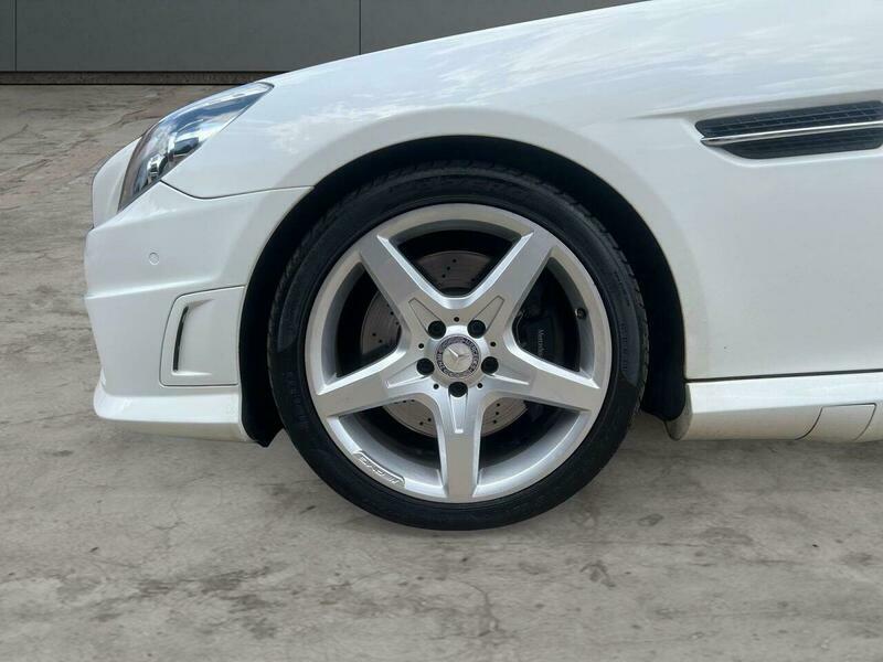 Mercedes-Benz CLS Amg Line Silver #12