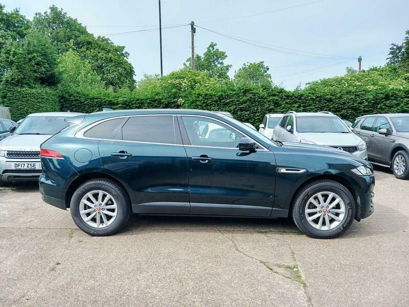 Jaguar F-Pace 2.0 P250i Prestige Green