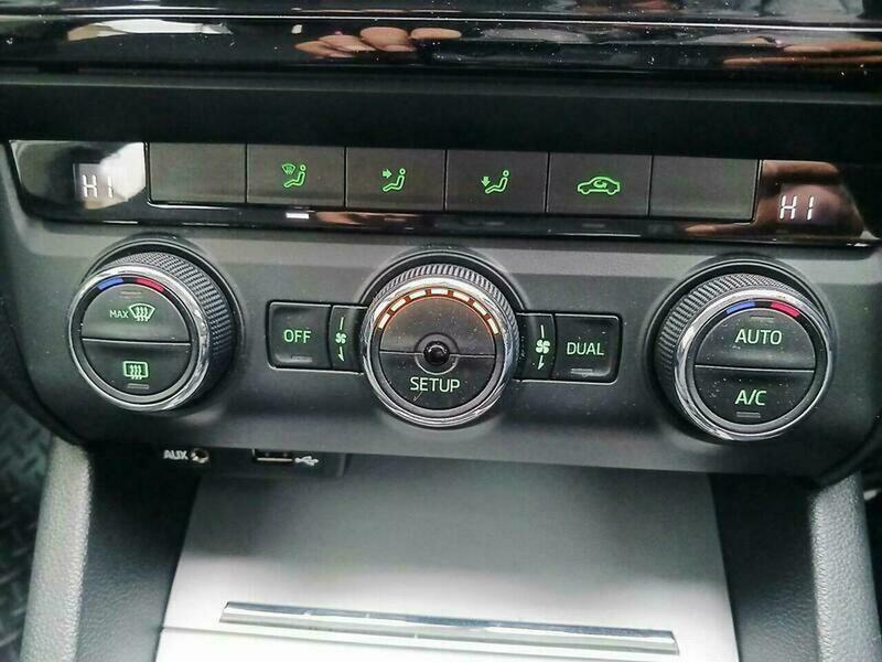 Skoda Octavia 1.2 S Tsi 104 Bhp Red #17