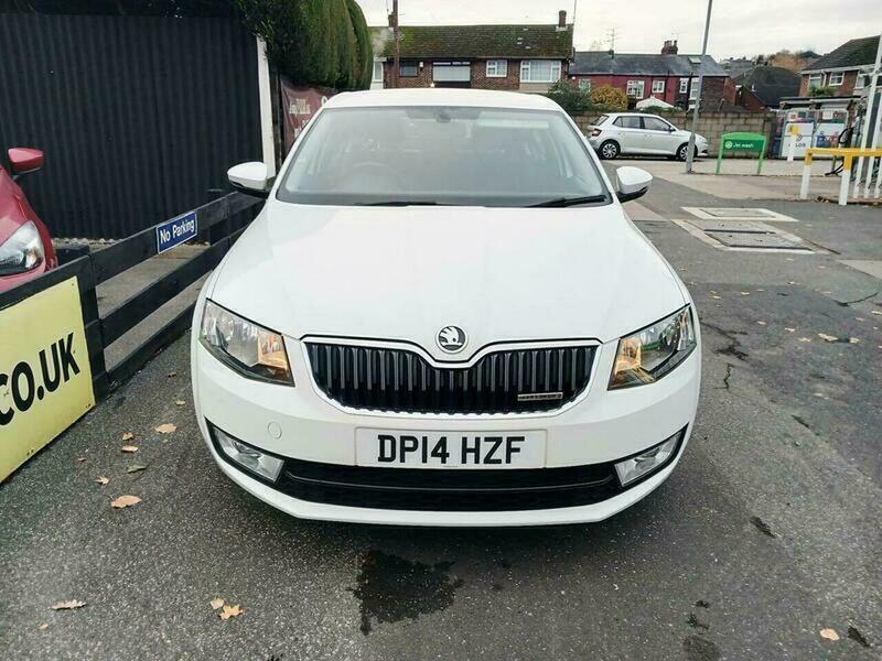 Skoda Octavia 1.6 Tdi Greenline III White #4