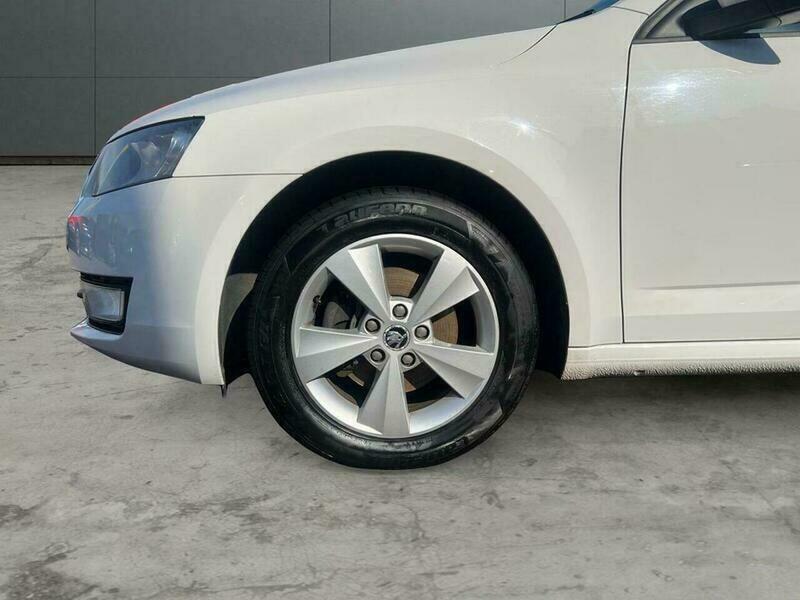 Skoda Octavia 1.2 S Tsi 104 Bhp Red #42