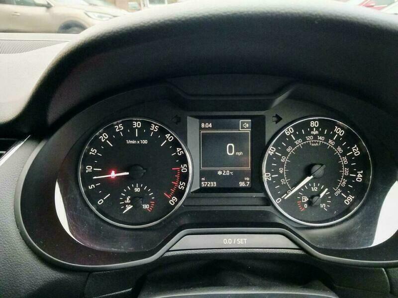 Skoda Octavia 1.2 S Tsi 104 Bhp Red #13