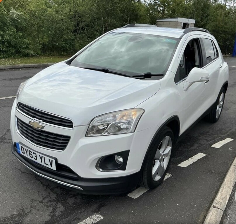 Chevrolet Trax 1.4 T Lt 4X4 Last Owner 10 Years Half Leather White #3