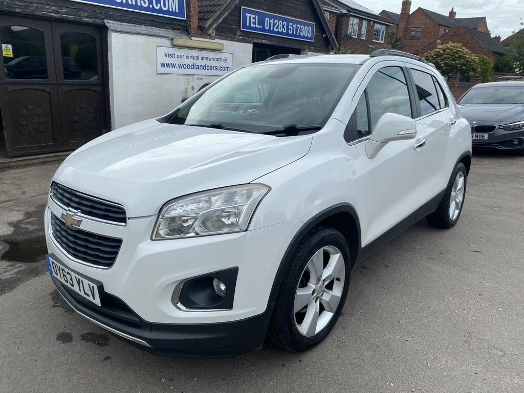 Chevrolet Trax 1.4 T Lt 4X4 Last Owner 10 Years Service Histo White #4