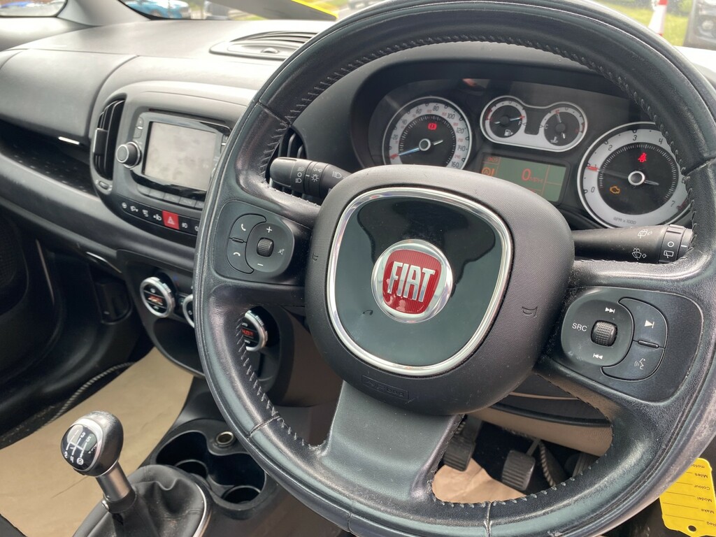 Fiat 500L Pop Star Red #28