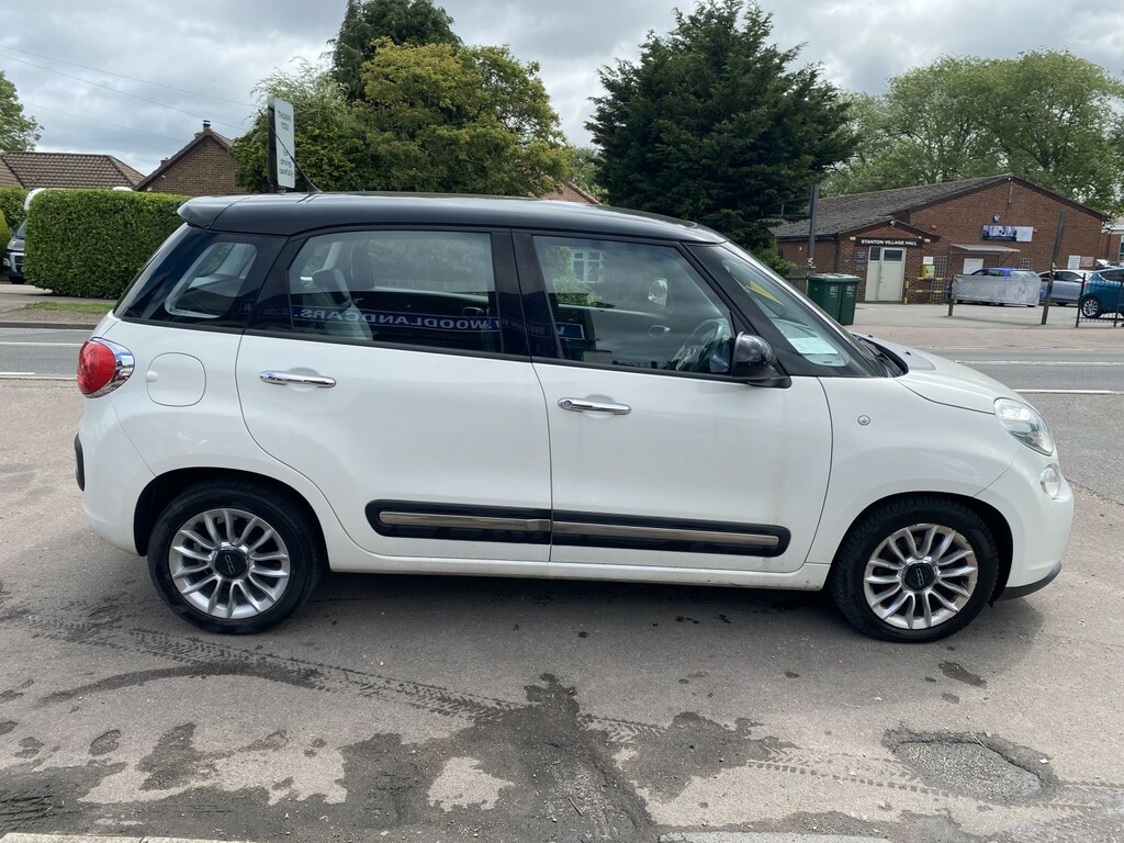 Fiat 500L 1.3 500L 1.3 Multijet 85Hp Lounge 20 Road Tax White