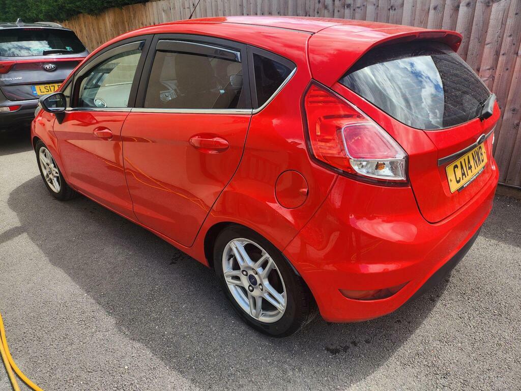 Ford Fiesta 1.25 Zetec Euro 5 Red #2