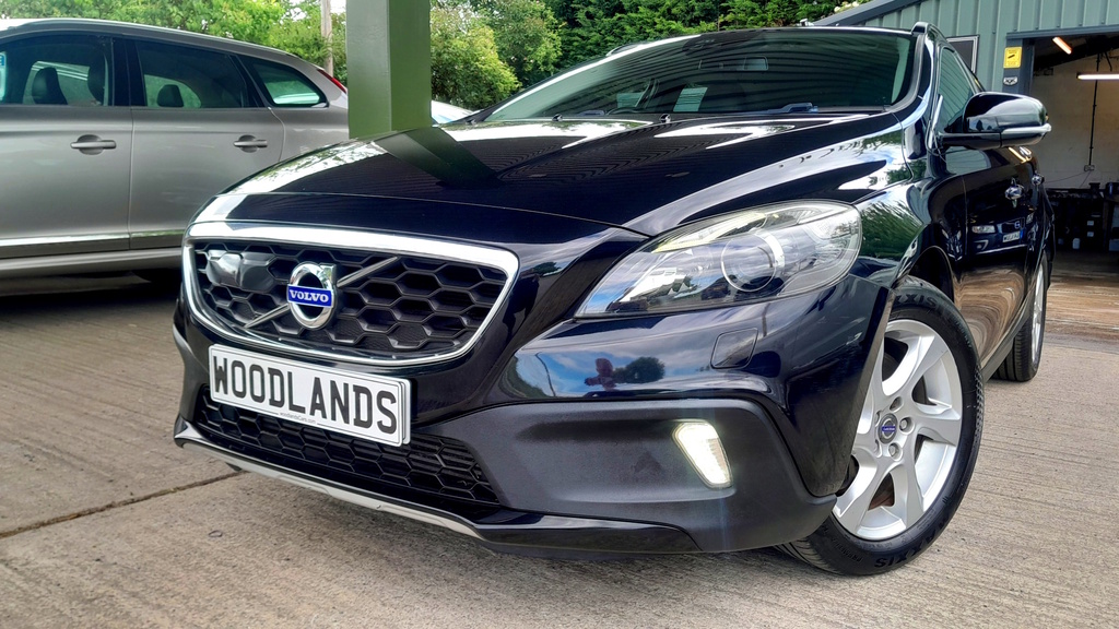 Volvo V40 Vehicle Details Price - 6995 Make Volvo Model V Blue #5