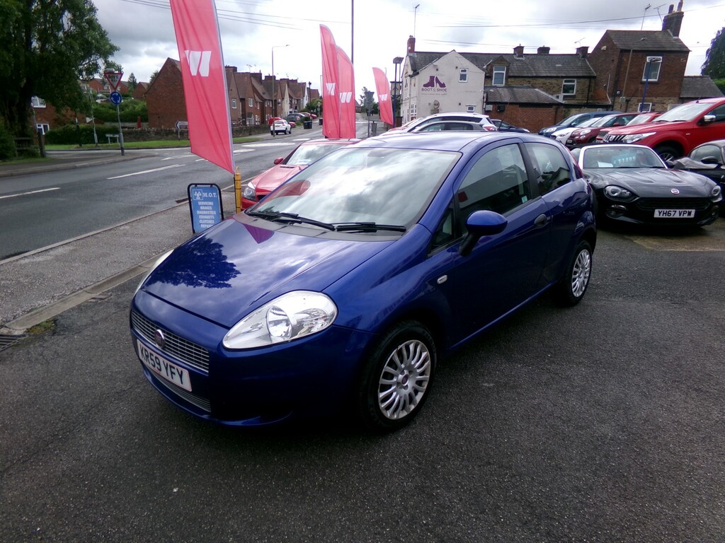 Fiat Grande Punto Grande Punto Active 77 Red #3