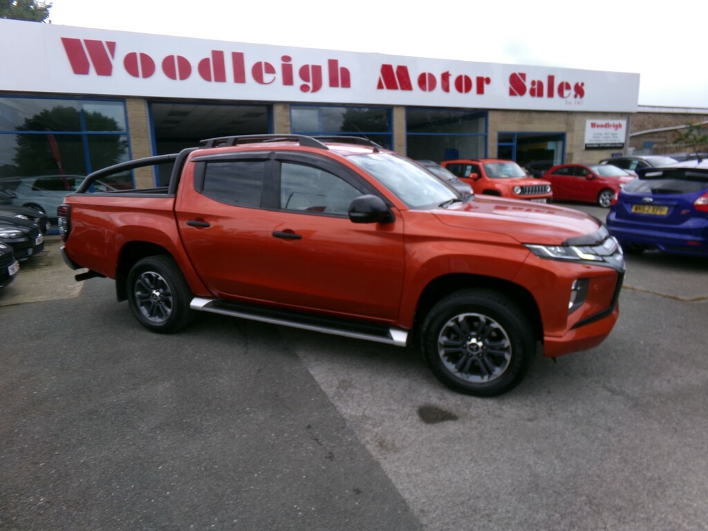 Mitsubishi L200 2.2 Di-d Dc Barbarian X Pickup Double Cab Dies  #2